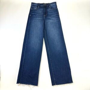 Hidden straight high waisted jeans Womens size 26in Inseam 31 in raw hem
